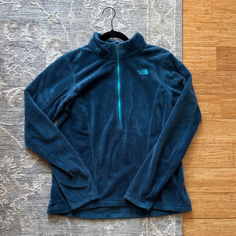 The North Face 1/2 Zip Fleece